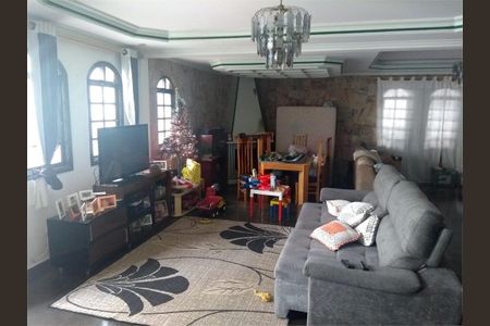 Casa à venda com 3 quartos, 200m² em Vila Bonilha, São Paulo