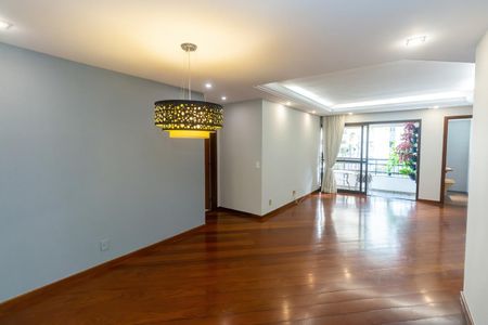 Apartamento para alugar com 4 quartos, 140m² em Recanto Paraíso, São Paulo