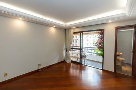 Apartamento para alugar com 4 quartos, 140m² em Recanto Paraíso, São Paulo