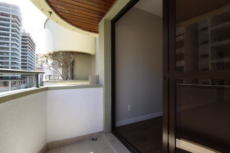 Varanda de apartamento para alugar com 1 quarto, 41m² em Indianópolis, São Paulo