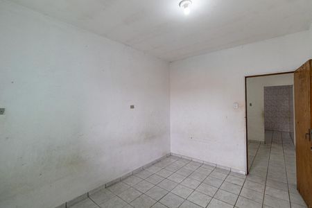 Quarto de casa para alugar com 1 quarto, 60m² em Vila Carmosina, São Paulo