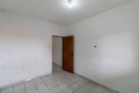 Quarto de casa para alugar com 1 quarto, 60m² em Vila Carmosina, São Paulo
