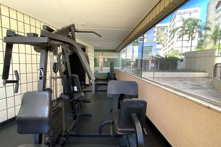 Apartamento à venda com 80m², 2 quartos e 1 vagaÁrea comum - Academia