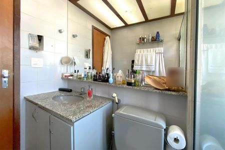 Apartamento à venda com 80m², 2 quartos e 1 vagaBanheiro