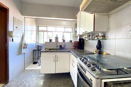 Apartamento à venda com 80m², 2 quartos e 1 vagaCozinha