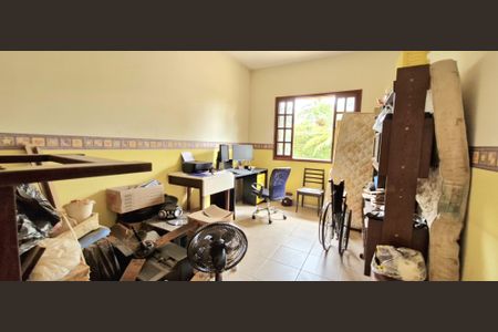 Casa de condomínio à venda com 190m², 4 quartos e 1 vaga