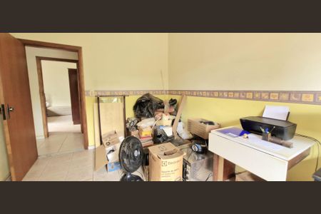 Casa de condomínio à venda com 190m², 4 quartos e 1 vaga