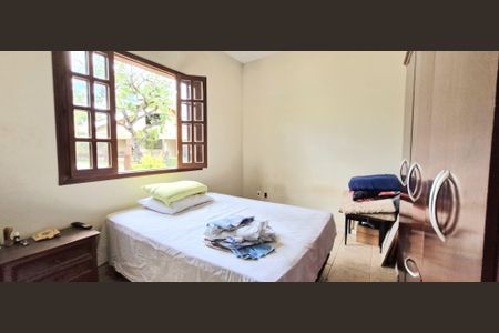 Casa de condomínio à venda com 190m², 4 quartos e 1 vaga
