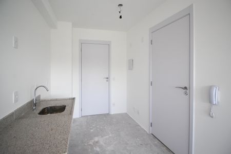 Cozinha de kitnet/studio à venda com 1 quarto, 25m² em Indianópolis, São Paulo