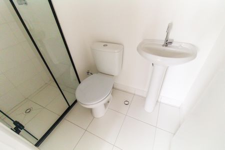 Apartamento para alugar com 32m², 2 quartos e sem vaga Apartamento para alugar com 32m², 2 quartos e sem vagaBanheiro