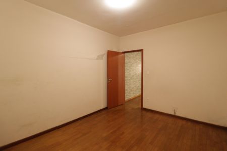 Quarto de casa para alugar com 3 quartos, 170m² em Vila Santa Terezinha, Várzea Paulista