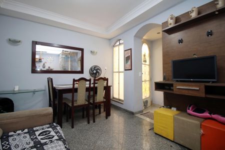 Sala de casa para alugar com 2 quartos, 150m² em Jardim América, Rio de Janeiro