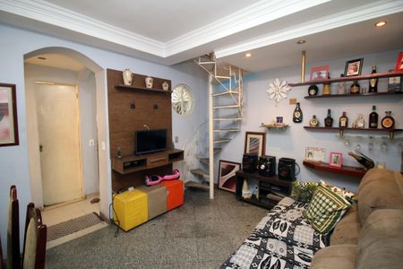 Sala de casa para alugar com 2 quartos, 150m² em Jardim América, Rio de Janeiro