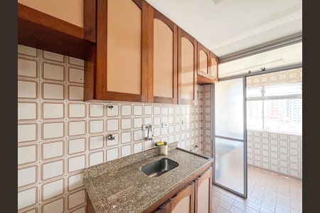 Apartamento para alugar com 100m², 2 quartos e sem vaga Apartamento para alugar com 100m², 2 quartos e sem vagaCozinha