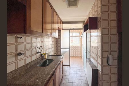 Apartamento para alugar com 100m², 2 quartos e sem vaga Apartamento para alugar com 100m², 2 quartos e sem vagaCozinha