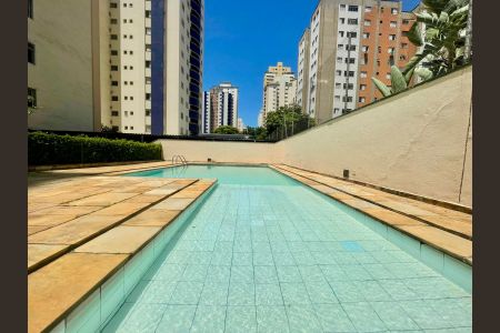 Apartamento para alugar com 100m², 2 quartos e sem vaga Apartamento para alugar com 100m², 2 quartos e sem vagaÁrea comum - Piscina