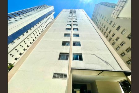 Apartamento para alugar com 100m², 2 quartos e sem vaga Apartamento para alugar com 100m², 2 quartos e sem vagaFachada