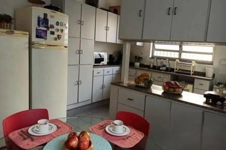 Casa para alugar com 3 quartos, 268m² em Vila Mariana, São Paulo