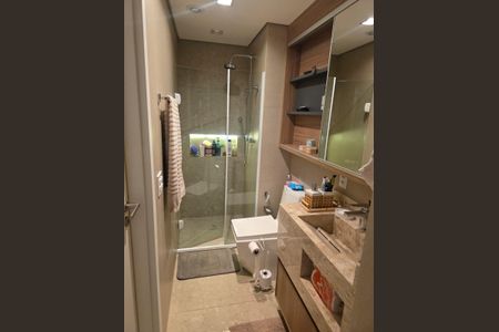 Banheiro de apartamento para alugar com 1 quarto, 61m² em Bela Vista, São Paulo
