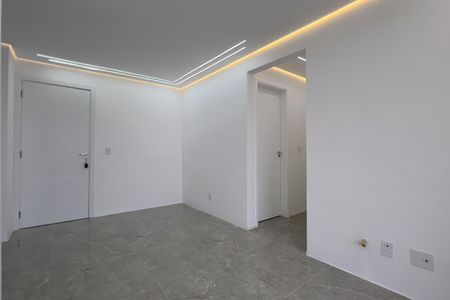 Sala de apartamento para alugar com 2 quartos, 51m² em Vila Galvão, Guarulhos