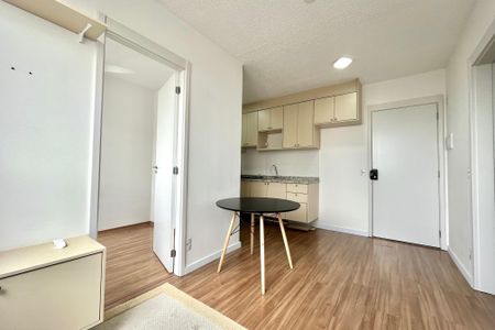 Sala de apartamento para alugar com 2 quartos, 38m² em Jardim Prudência, São Paulo