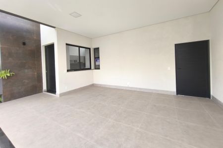 Casa de condomínio à venda com 299m², 3 quartos e sem vaga Casa de condomínio à venda com 299m², 3 quartos e sem vagaGaragem