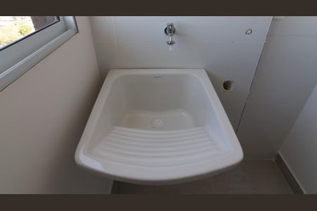 Apartamento para alugar com 35m², 2 quartos e 1 vagaÁrea de Serviço