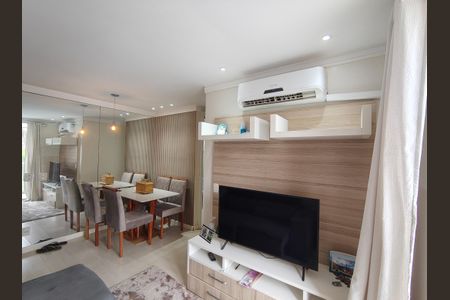 Sala de apartamento à venda com 2 quartos, 54m² em Taquara, Rio de Janeiro