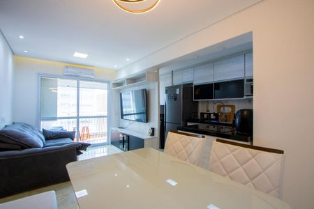 Sala de apartamento para alugar com 2 quartos, 57m² em Vila Homero Thon, Santo André