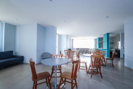 Apartamento para alugar com 36m², 2 quartos e sem vaga Apartamento para alugar com 36m², 2 quartos e sem vagaÁrea comum - Salão de festas