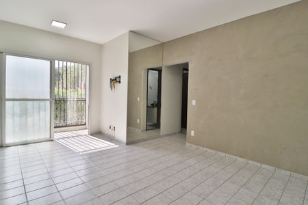 Sala de apartamento para alugar com 3 quartos, 78m² em Segismundo Pereira, Uberlândia