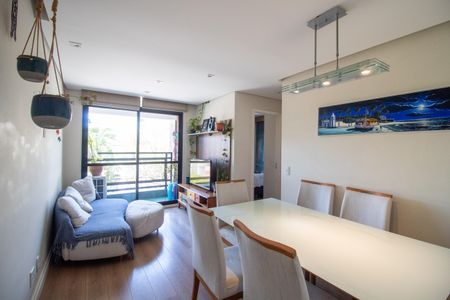 Sala de apartamento para alugar com 2 quartos, 58m² em Caxingui, São Paulo