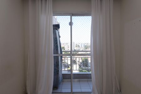 Sacada de apartamento para alugar com 2 quartos, 64m² em Vila Carmosina, São Paulo