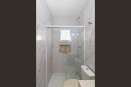 Banheiro de apartamento para alugar com 1 quarto, 36m² em Vila Nivi, São Paulo