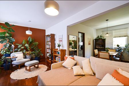 sala de apartamento à venda com 3 quartos, 120m² em Santo Antônio, Belo Horizonte