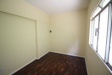 Quarto 1 de apartamento à venda com 2 quartos, 60m² em Novo Riacho, Contagem
