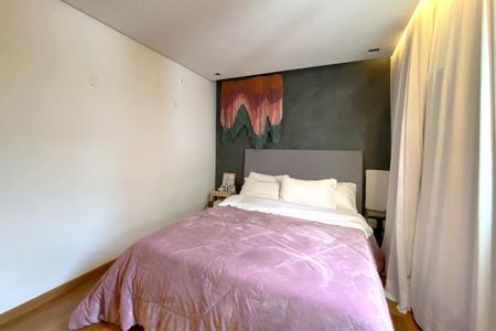 Suite de apartamento à venda com 2 quartos, 70m² em Serra, Belo Horizonte