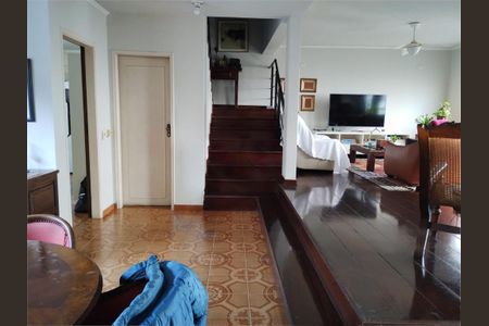 Casa de Condomínio à venda com 3 quartos, 209m² em Jardim Londrina, São Paulo