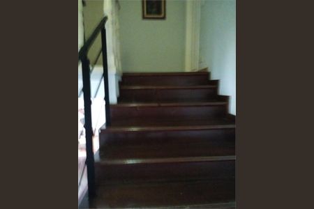 Casa de condomínio à venda com 209m², 3 quartos e 4 vagas