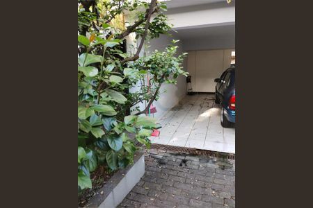 Casa de condomínio à venda com 209m², 3 quartos e 4 vagas