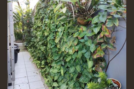 Casa de condomínio à venda com 209m², 3 quartos e 4 vagas