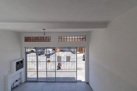 Vista Quarto 1 de casa para alugar com 2 quartos, 100m² em Jardim Arize, São Paulo