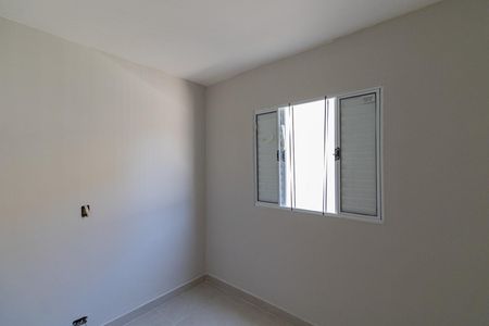 Quarto 2 de casa para alugar com 2 quartos, 100m² em Jardim Arize, São Paulo
