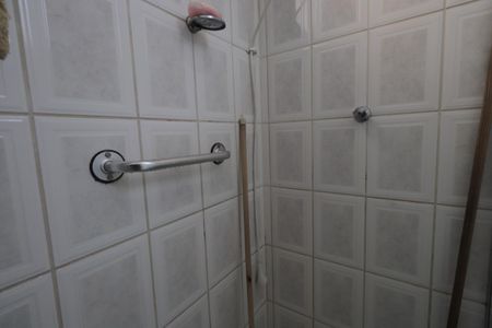 Casa de condomínio para alugar com 85m², 2 quartos e 1 vagaBanheiro Social