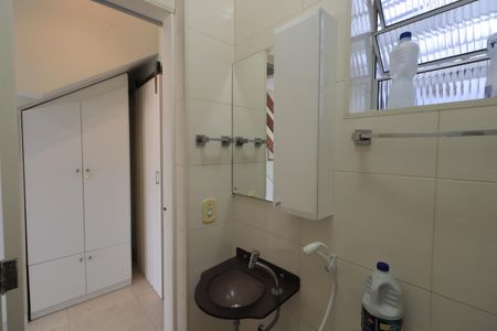 Casa de condomínio para alugar com 85m², 2 quartos e 1 vagaLavabo