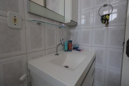 Casa de condomínio para alugar com 85m², 2 quartos e 1 vagaBanheiro Social