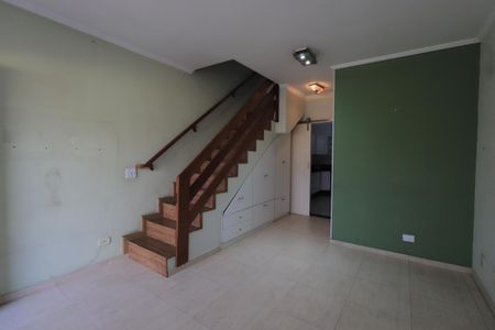 Casa de condomínio para alugar com 85m², 2 quartos e 1 vagaSala