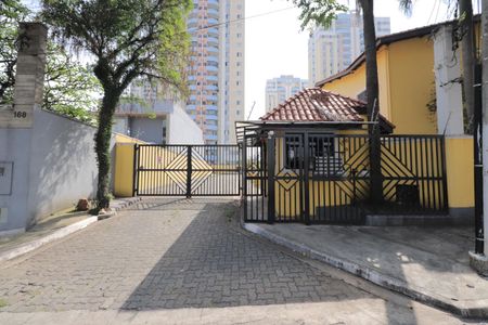 Casa de condomínio para alugar com 85m², 2 quartos e 1 vagaFachada