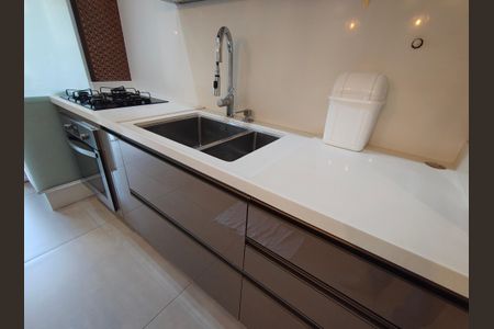 Apartamento para alugar com 70m², 2 quartos e 1 vagaCozinha