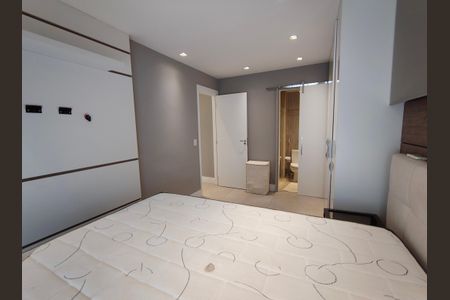 Apartamento para alugar com 70m², 2 quartos e 1 vagaSuite quarto 